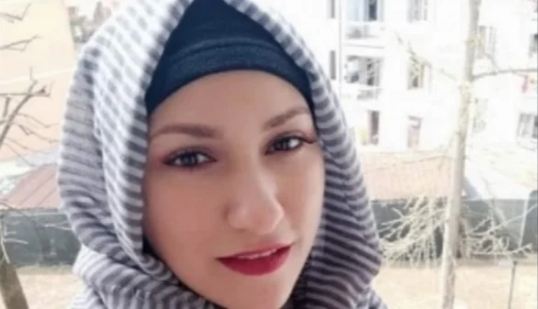 She recommended deleting her pictures without the hijab … The death of the young blogger Athar Abdul Raouf … and her mother screams: “They killed her with a syringe in the hospital.”